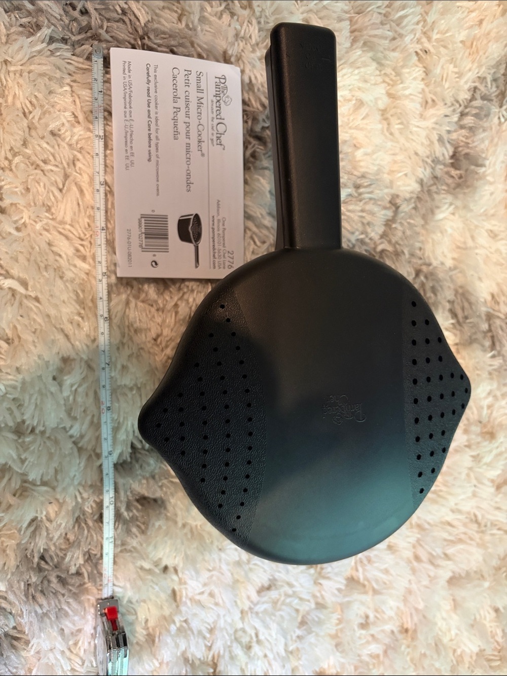 Pampered Chef Black Silicone Fry Guard with Handle